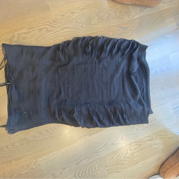 Flattering layered black tube dress size 12 Calvin Klein - Picture 4 of 4